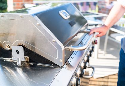 Tandoors, BBQ grills, steamers